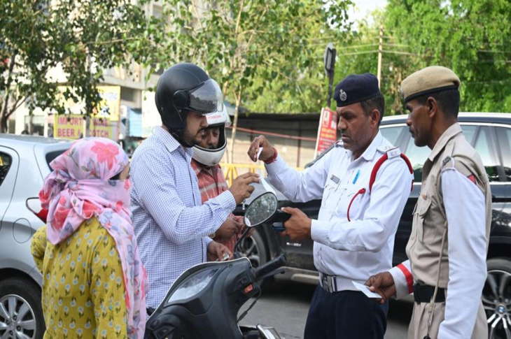 E-Challan Gurgaon: How to Check Gurugram Traffic e-Challan Status Online